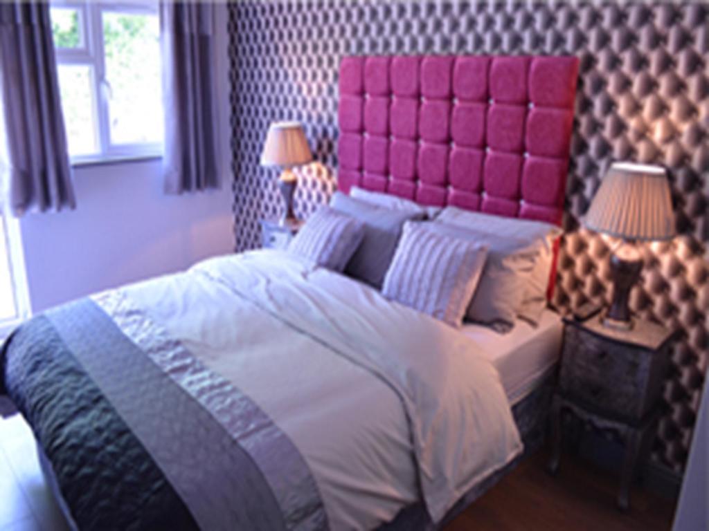 ロイストン The King William IV Bed & Breakfast 部屋 写真
